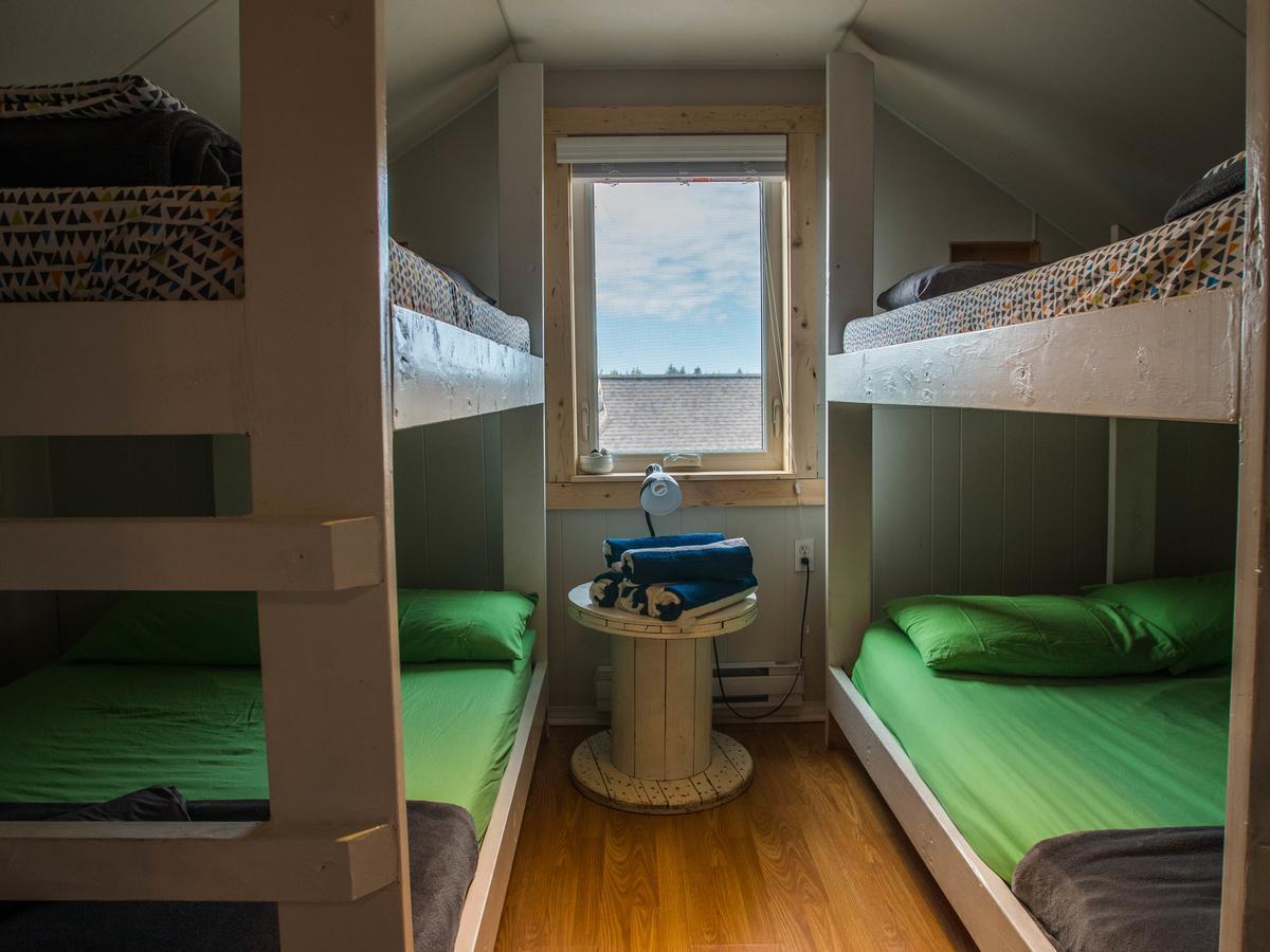 Surfs Inn Rainforest Cottages 우크루렛 외부 사진